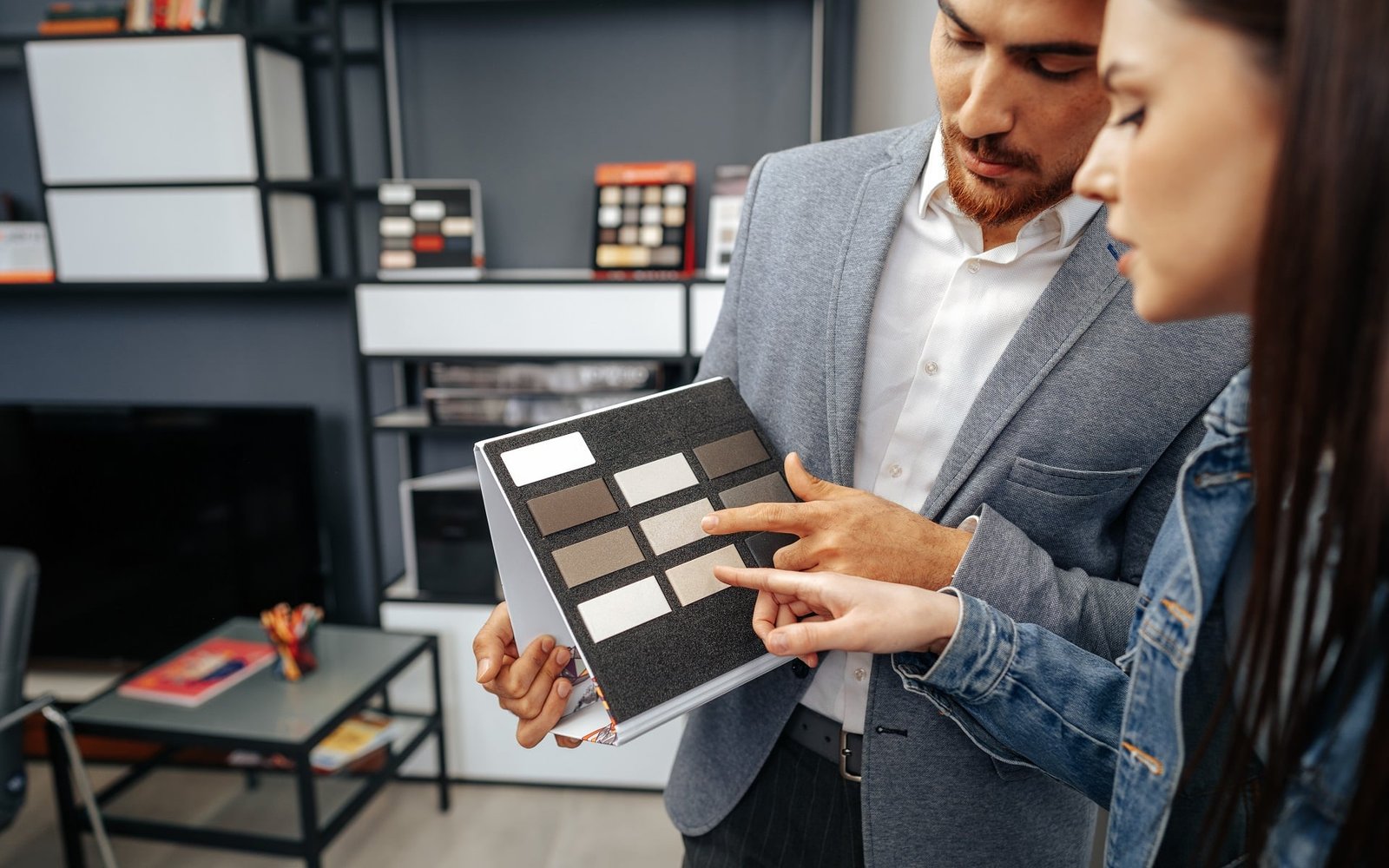 Kompozyt w niestandardowych zastosowaniach – półki, obudowy, wnęki i meble na wymiar